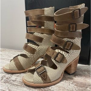 Freebird, Bond, white snake, size 8